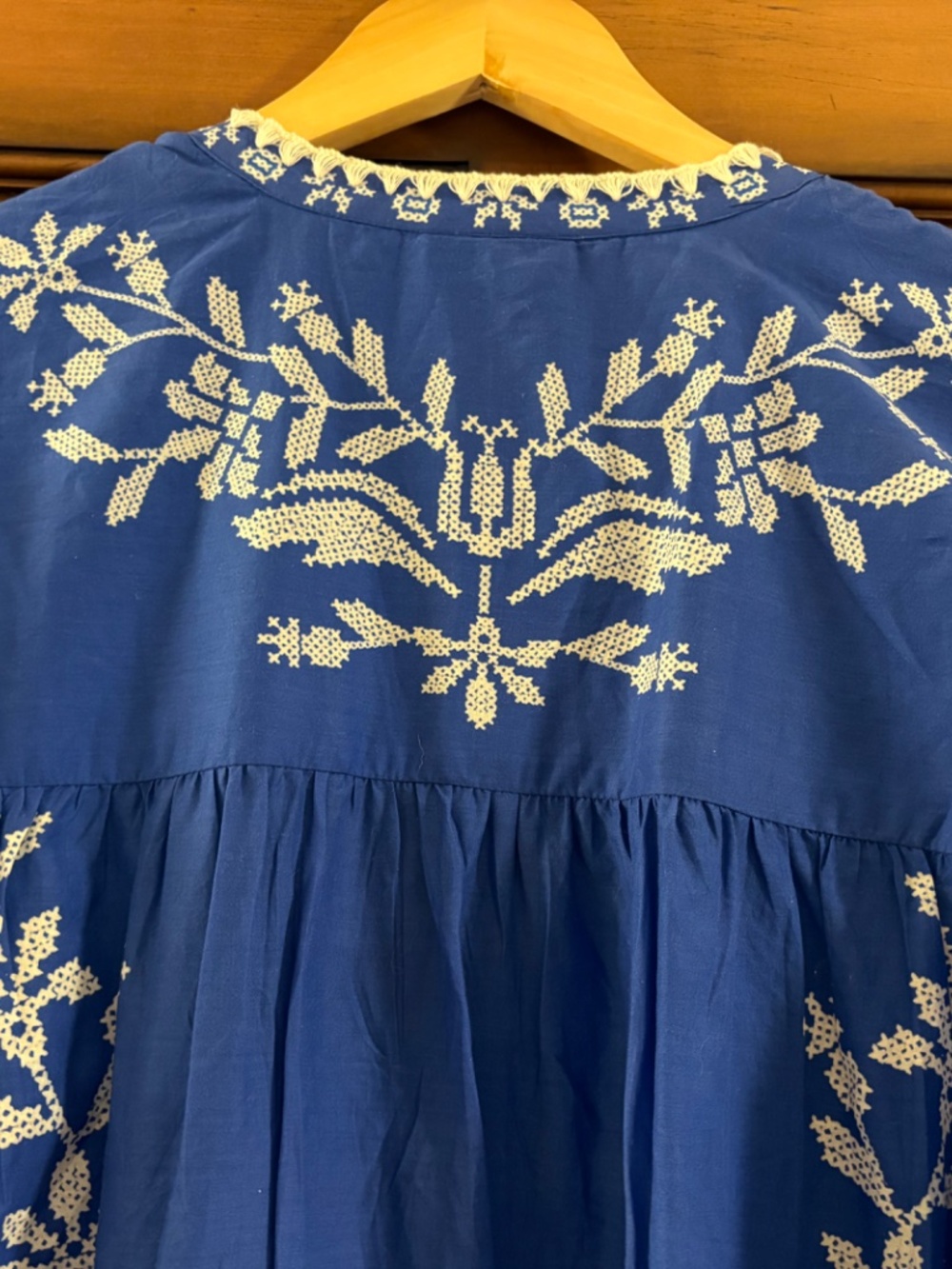 FARM Rio Blue Tropical Cross Stitch Tiered Maxi Dress Medium - Picture 11 of 11